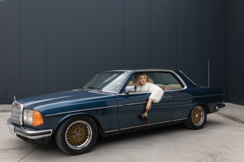 Klasyczny Mercedes w 123 Coupe | Auto do ślubu Harklowa, podkarpackie