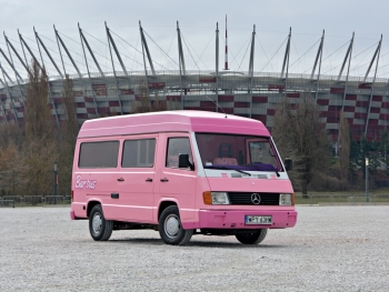 Różowy Mercedes BARBUS | Auto do ślubu Warszawa, mazowieckie