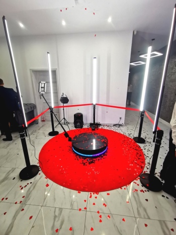 Lśniące Chwile Fotobudka 360 | Fotobudka na wesele Wyśmierzyce, mazowieckie
