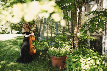 Wiolonczela - Joanna Cello | Oprawa muzyczna ślubu Toruń, kujawsko-pomorskie