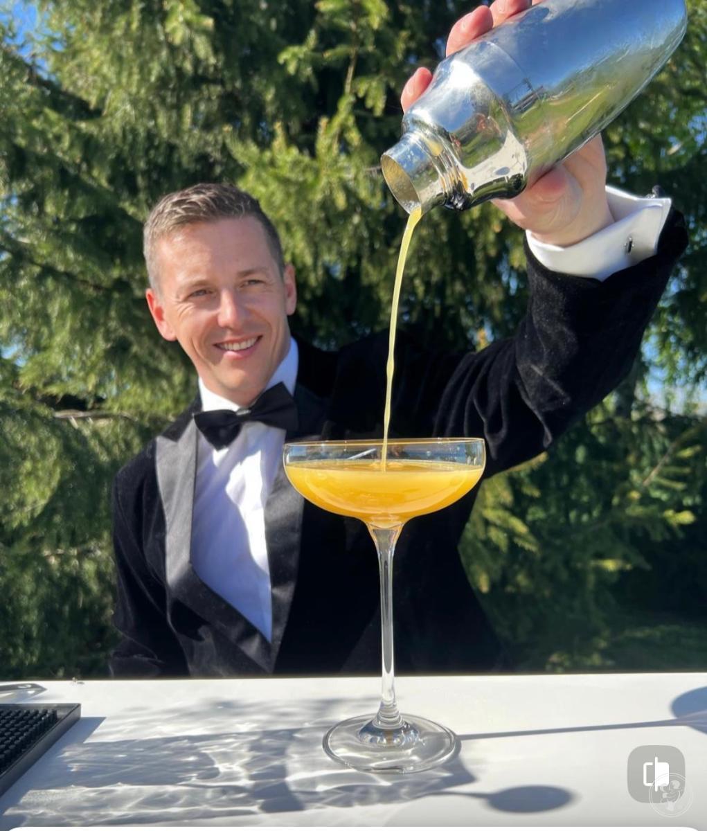 Barman Gentleman | Barman na wesele Jakubowice Konińskie-Kolonia, lubelskie - zdjęcie 1