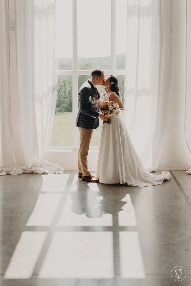 Inner Light - Wedding Photography