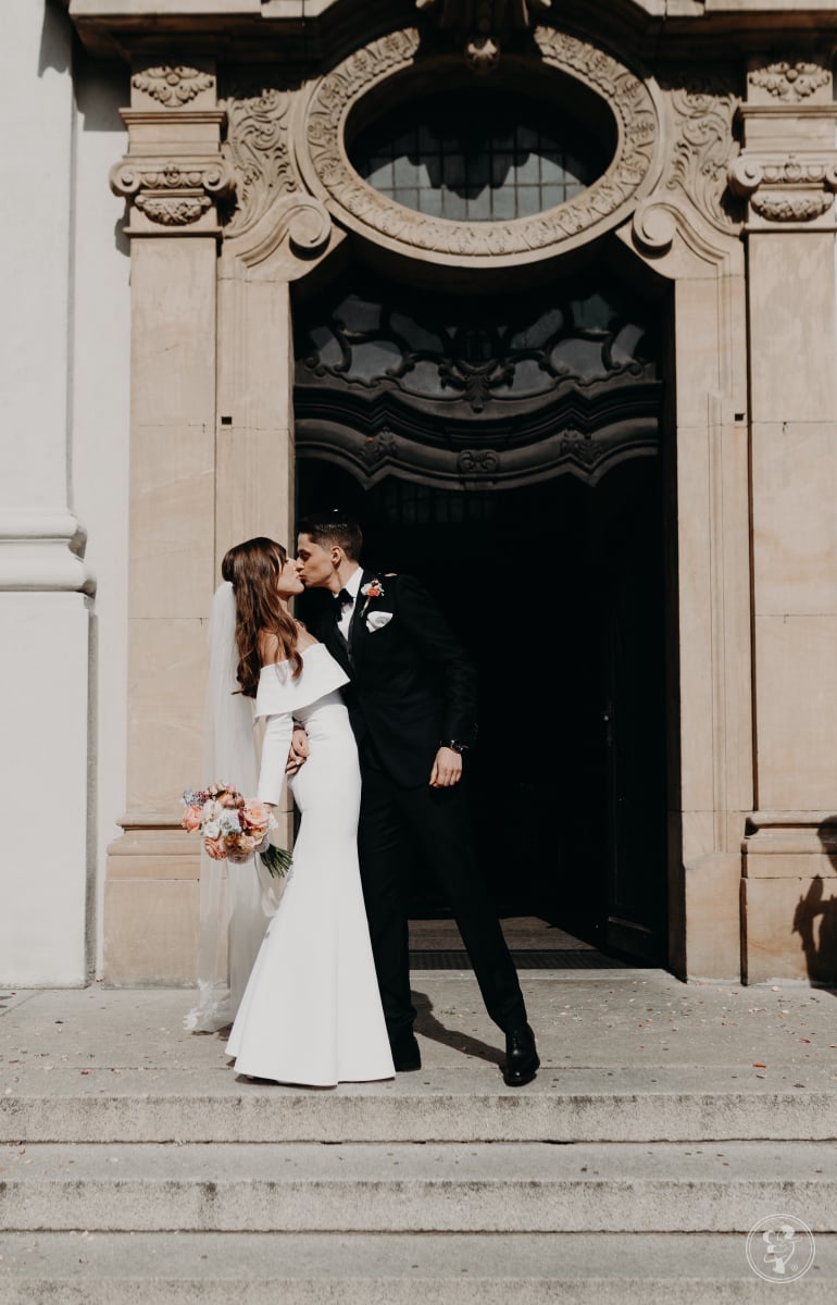Inner Light - Wedding Photography