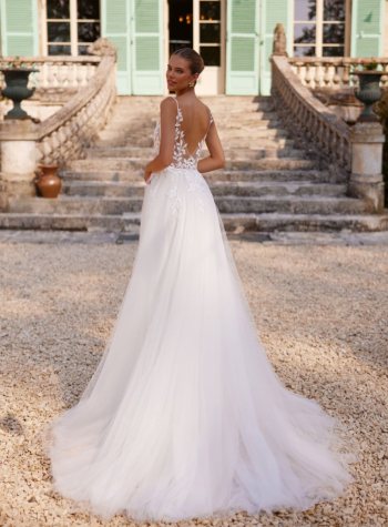 Delikatna, koronkowa, klasyczna suknia 1006 - tył - zdjęcie 1