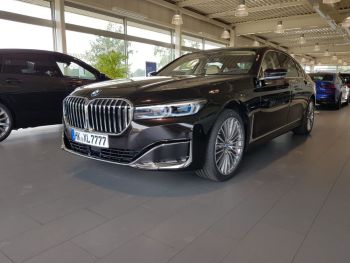 Luksusowe samochody - Noble Motion | Auto do ślubu Skawina, małopolskie