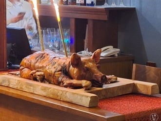 Wędzarnia - Pieczony Prosiak | Unikatowe atrakcje Kraków, małopolskie