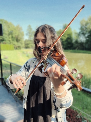 Adrianna Furmaniak Violin | Oprawa muzyczna ślubu Mysłowice, śląskie