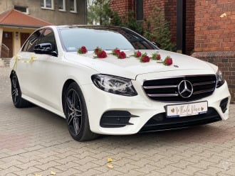 Biały Mercedes-Benz E Klasa | Auto do ślubu Kościan, wielkopolskie