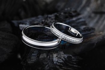 Złote obrączki ślubne z milgryfem i diamentami 400 - zdjęcie 1