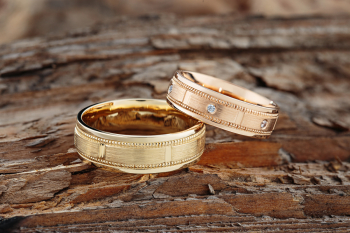 Unikalne obrączki ślubne z diamentami i milgryfem 408 - zdjęcie 1