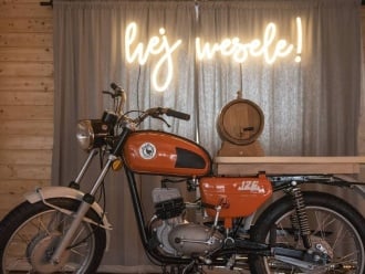 Motocykl WSK z beczką | Unikatowe atrakcje Rzeszów, podkarpackie