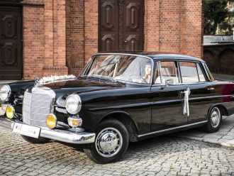Czarny Mercedes W110 Skrzydlak | Auto do ślubu Bydgoszcz, kujawsko-pomorskie