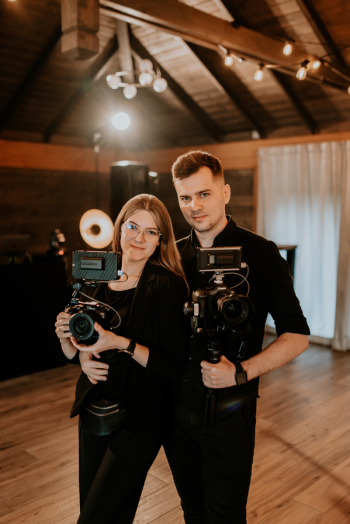 Skórskivideo- Kamerzysta, Reportaż Ślubny, Dron, Napis Miłość | Kamerzysta na wesele Skarżysko-Kamienna, świętokrzyskie