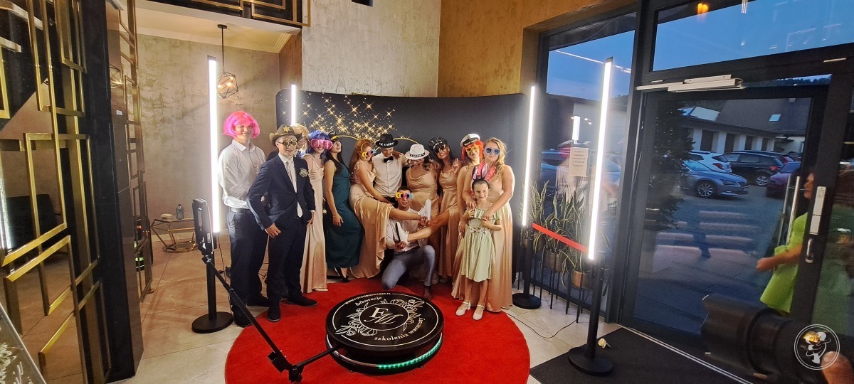 Elżbieta Majcher Fotobudka 360 | Fotobudka na wesele Nowy Sącz, małopolskie - zdjęcie 1