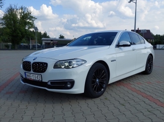 BMW serii 5 w kolorze białym | Auto do ślubu Łochów, mazowieckie