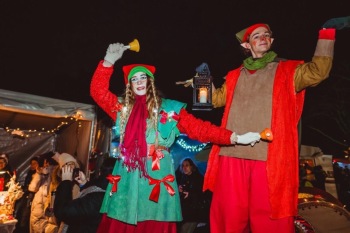 DeKunst - Szczudlarze | Anioły na szczudłach Gdańsk, pomorskie