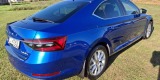 Skoda Superb w kolorze Blue Race | Auto do ślubu Chybie, śląskie - zdjęcie 2
