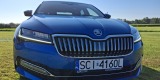 Skoda Superb w kolorze Blue Race | Auto do ślubu Chybie, śląskie - zdjęcie 4