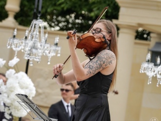 She Plays Love - Julia Muraszko | Oprawa muzyczna ślubu Poznań, wielkopolskie