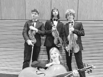 Kwartet smyczkowy - Aspen Bajak | Oprawa muzyczna ślubu Kraków, małopolskie