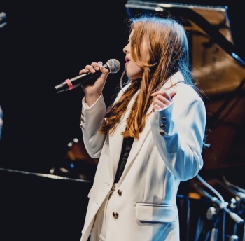 Aleksandra Krzyżoszczak | Oprawa muzyczna ślubu Rawicz, wielkopolskie