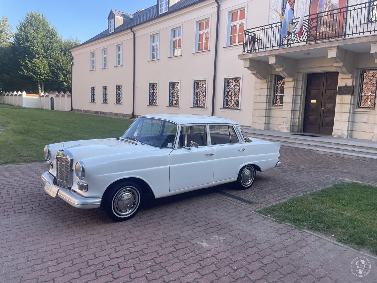 DWA MERCEDESY SKRZYDLAKI+FOTOBUDKA | Auto do ślubu Białystok, podlaskie - zdjęcie 1