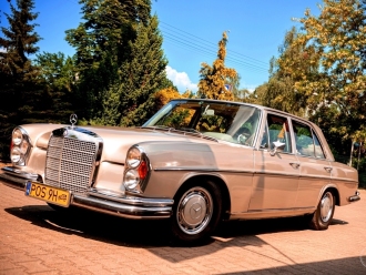 Srebrny Mercedes klasy S lata 60 | Auto do ślubu Szczecin, zachodniopomorskie