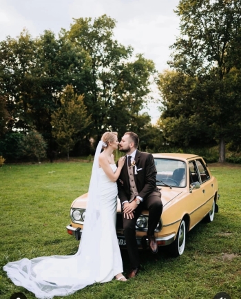 Klasyczna Skoda 120 GLS z 1979 r. | Auto do ślubu Kraków, małopolskie