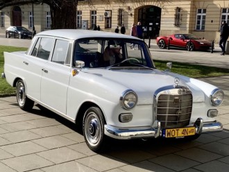 Mercedes-Benz W110 Skrzydlak | Auto do ślubu Warszawa, mazowieckie