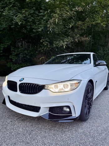 BMW 4 Gran Coupé - biała perła | Auto do ślubu Gdańsk, pomorskie