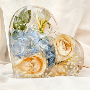 Kwiat na zawsze - kwiaty w żywicy, utrwalanie bukietów ślubnych | Bukiety ślubne Kraków, małopolskie