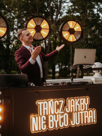 DJ Krystian Matuszewski | DJ na wesele Łowicz, łódzkie