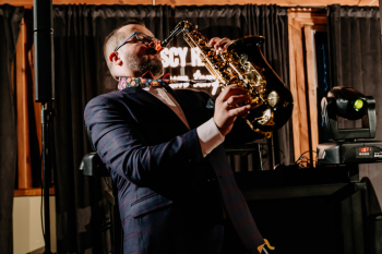 DJ Wodzirej Krzysztof Jędrzejewicz | DJ na wesele Kielce, świętokrzyskie