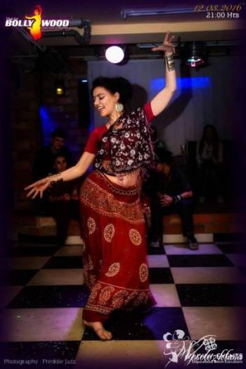 Profesjonalne pokazy taneczne - Bollywood dance, Pokaz tańca na weselu Marki