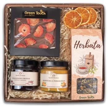 Kosz prezentowy z przetworami, herbatą i czekoladą - zdjęcie 1