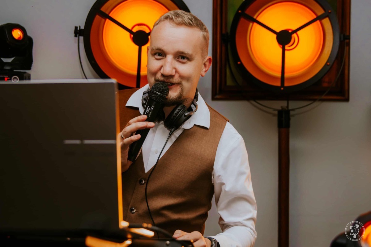 Krystian AkordMusic-DJ/Akordeonista | DJ na wesele Kalwaria Zebrzydowska, małopolskie - zdjęcie 1