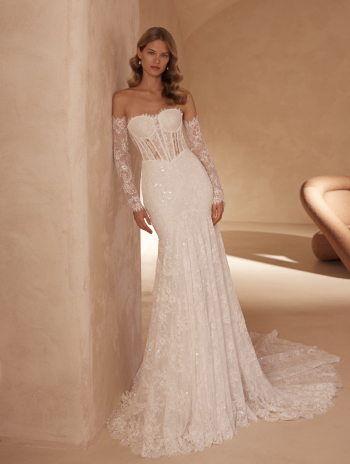 Dopasowana suknia wykonana z delikatnej koronki Chantilly 5931 - zdjęcie 1