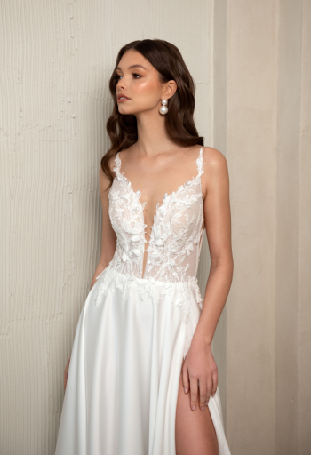 Romatyczna suknia ślubna z zorżety i koronki Otta - zdjęcie 1