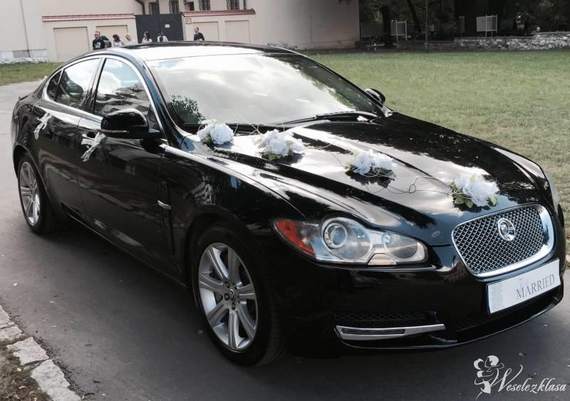Czarny Jaguar XF | Auto do ślubu Kraków, małopolskie - zdjęcie 1