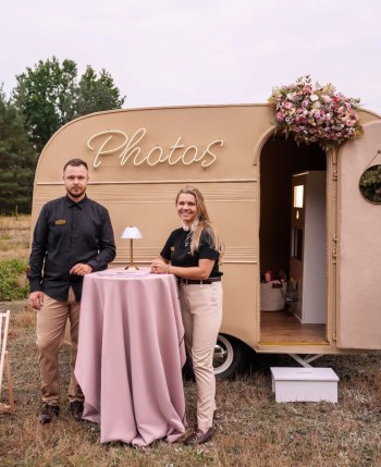 Dreamlike Fotoprzyczepa | Fotobudka na wesele Warszawa, mazowieckie