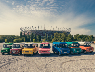 Adventure Warsaw - zabytkowe busy | Wynajem busów Warszawa, mazowieckie