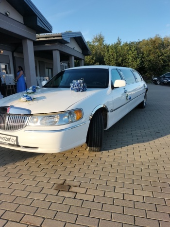 Biały Lincoln Town Car | Auto do ślubu Rypin, kujawsko-pomorskie