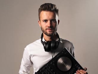 Jakub Adamczyk - Dj&konferansjer | DJ na wesele Bochnia, małopolskie
