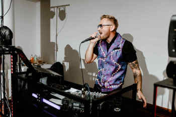 Dj wodzirej NEON | DJ na wesele Ciechanowiec, podlaskie