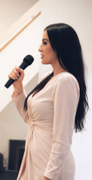 Kamila Bartłomiejczyk Wokalistka | Oprawa muzyczna ślubu Łódź, łódzkie