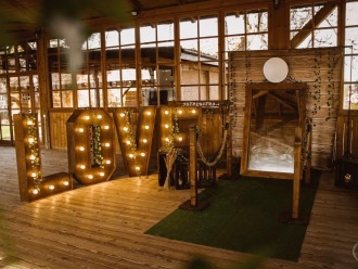 M&A Wedding Attractions  Fotolustro | Fotobudka na wesele Limanowa, małopolskie