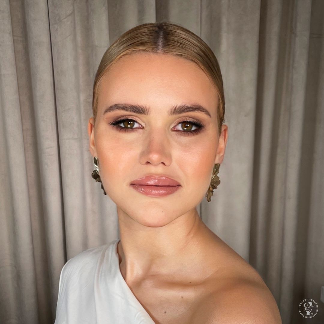 Anna Stachniak MAKEUP & HAIR | Uroda, makijaż ślubny Warszawa, mazowieckie