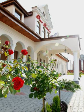 Dwór Biesiadny Konin | Sala weselna Konin, wielkopolskie