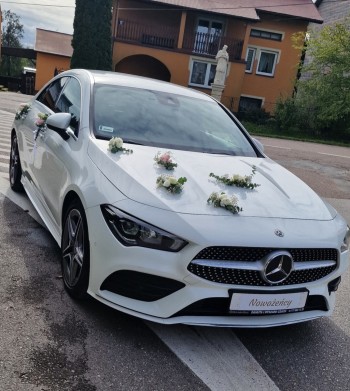 Biały Mercedes CLA z dekoracją | Auto do ślubu Baranówka, małopolskie
