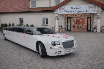 Limuzyna Chrysler 300C - 10metrów | Auto do ślubu Wieliszew, mazowieckie